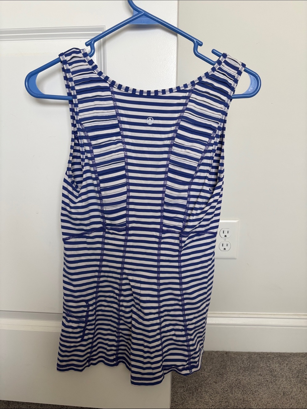 Lululemon Stay On Course Tank - Picture 2 of 4
